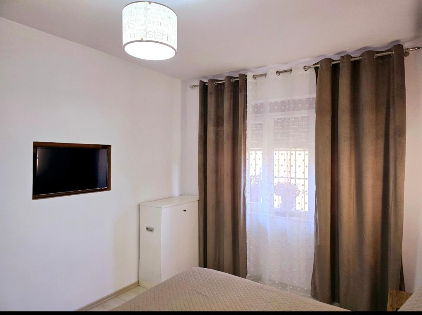 Grace'S Centre Apartment ชโคเดอร์ ห้อง รูปภาพ